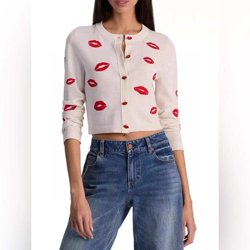 NWT Alice + Olivia Daroda Lip Cardigan